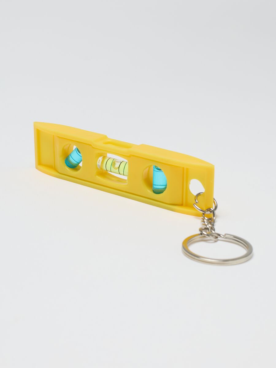 Yellow steel keychain with level_2