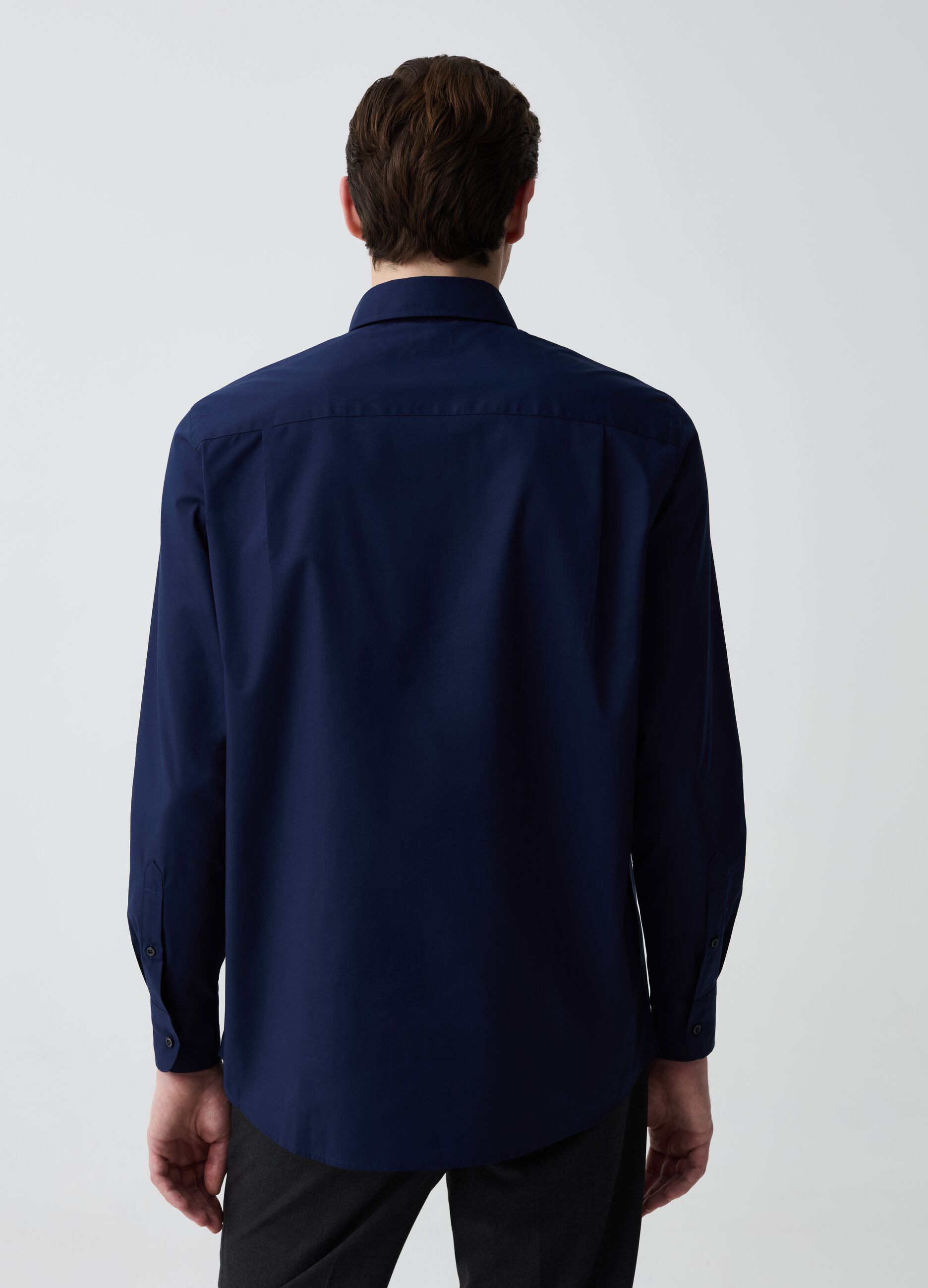 Regular-fit button-down shirt with pocket