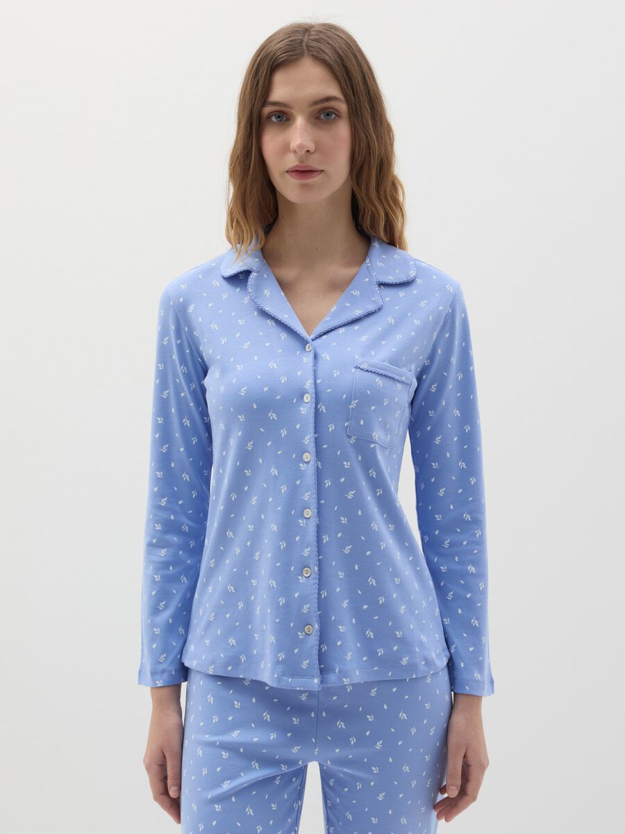 Long pyjamas with small leaves pattern_1