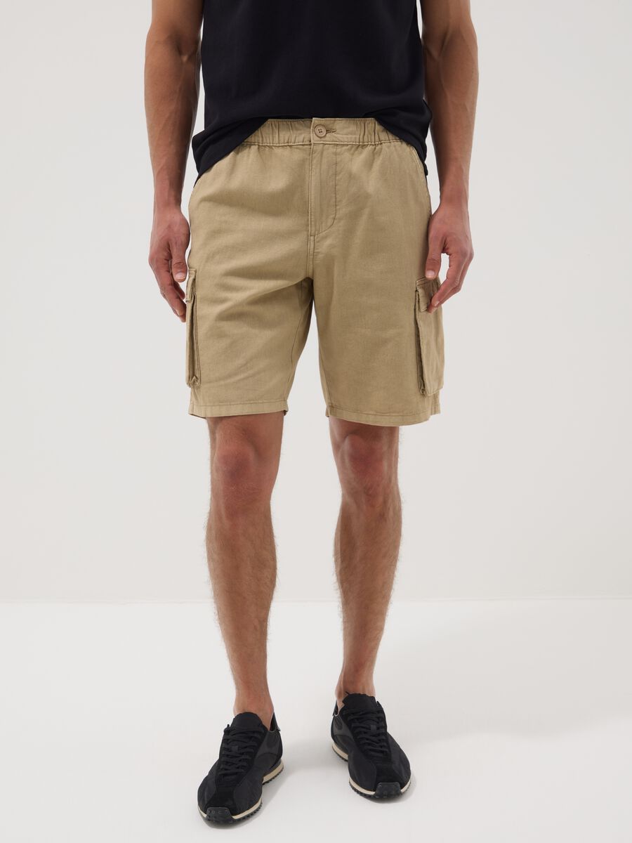 Beige linen-blend cargo Bermuda shorts_1