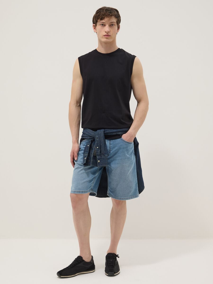 Canotta girocollo nera in puro cotone relaxed fit_2