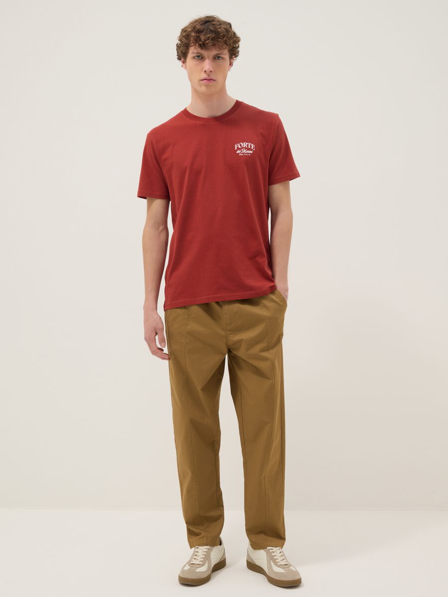 T-shirt rossa in puro cotone regular fit con stampa_1