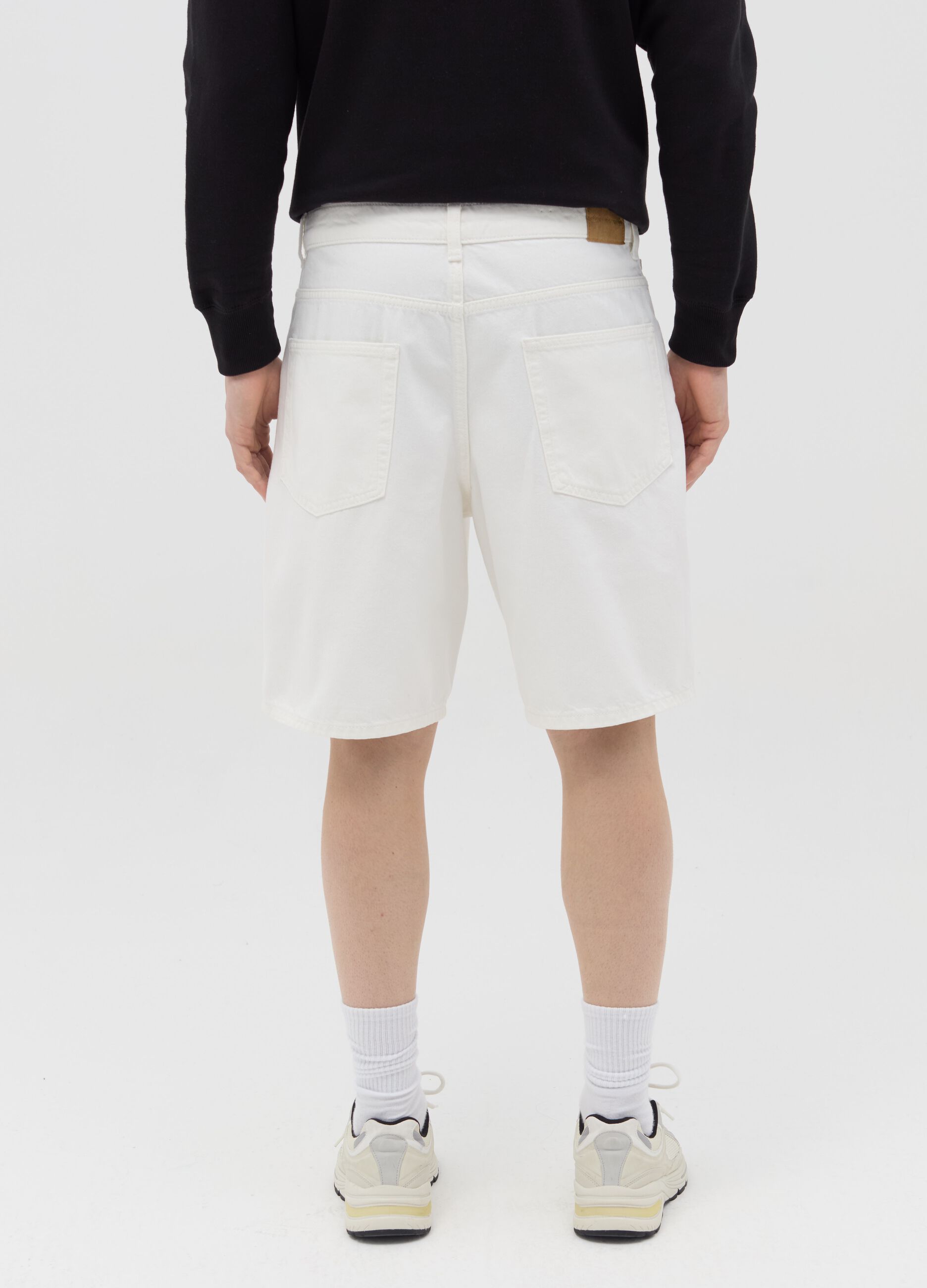 Baggy-fit Bermuda shorts in denim with five pockets