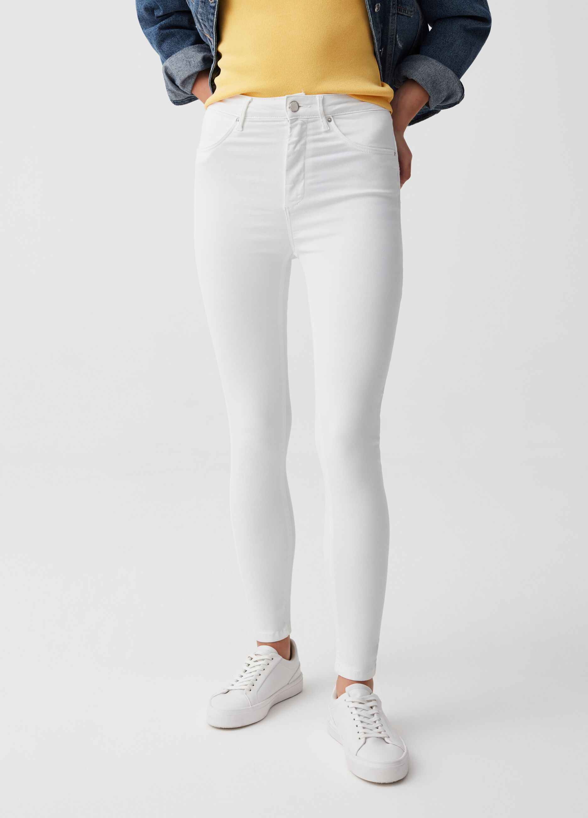 Stretch push-up jeans