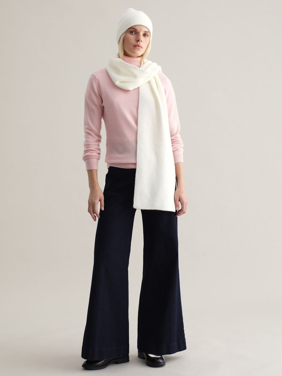 Cashmere pullover with high neck_1