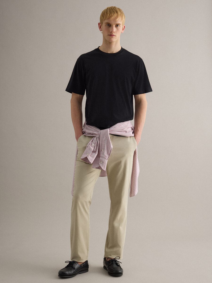 T-shirt girocollo in puro cotone nero relaxed fit_1