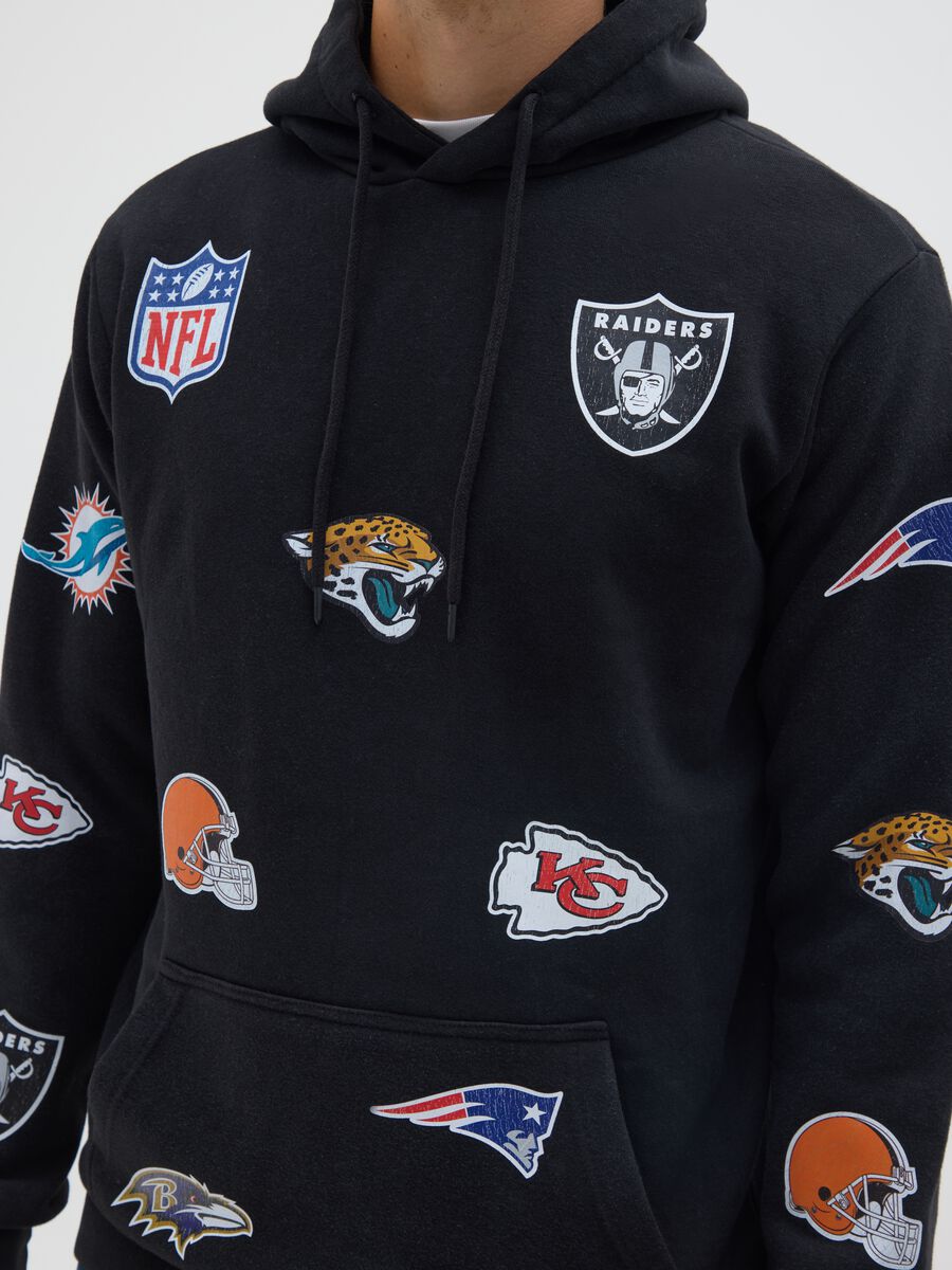 Black cotton blend sweatshirt with NFL logos_3
