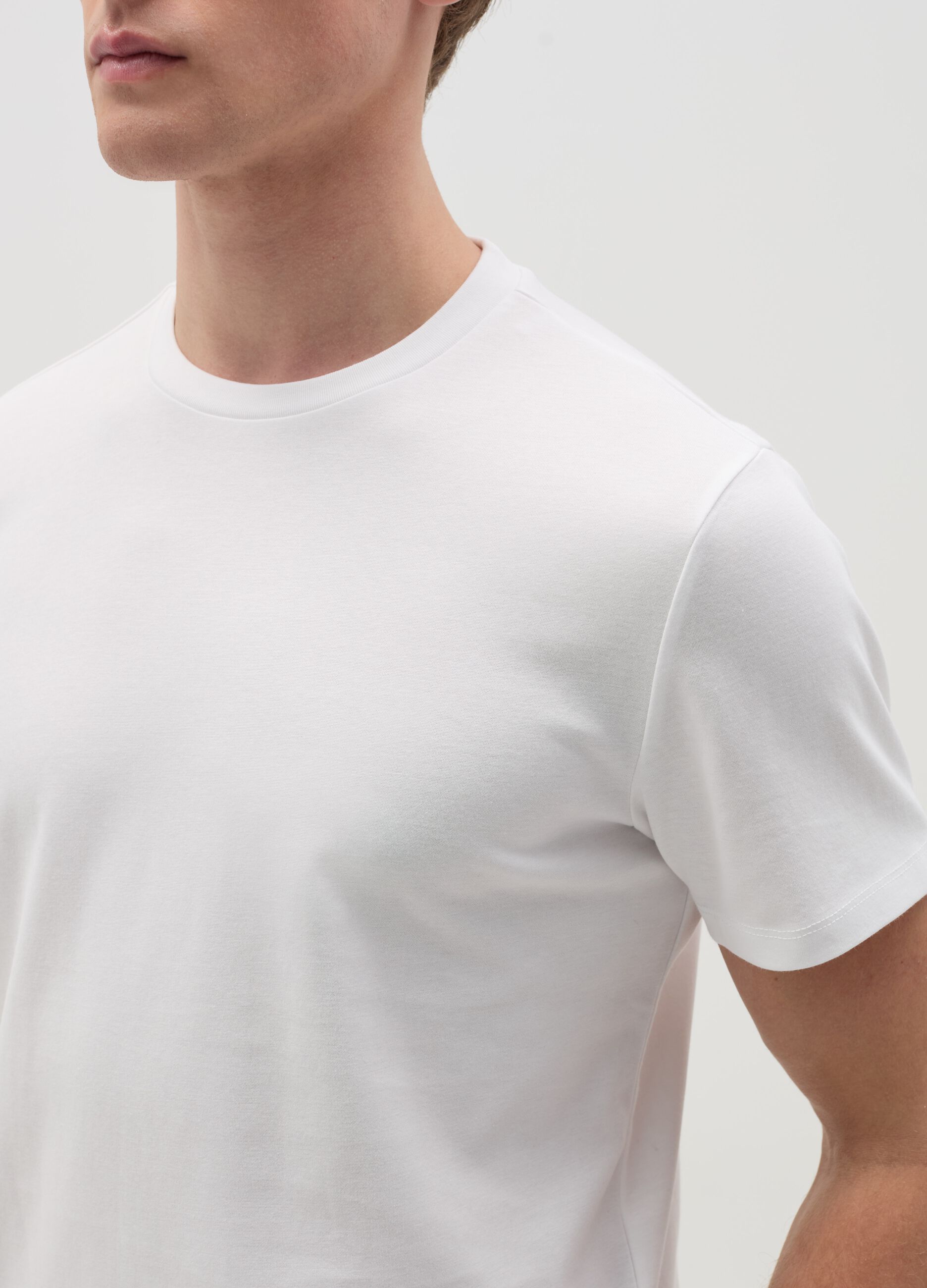 T-shirt with technical fabric