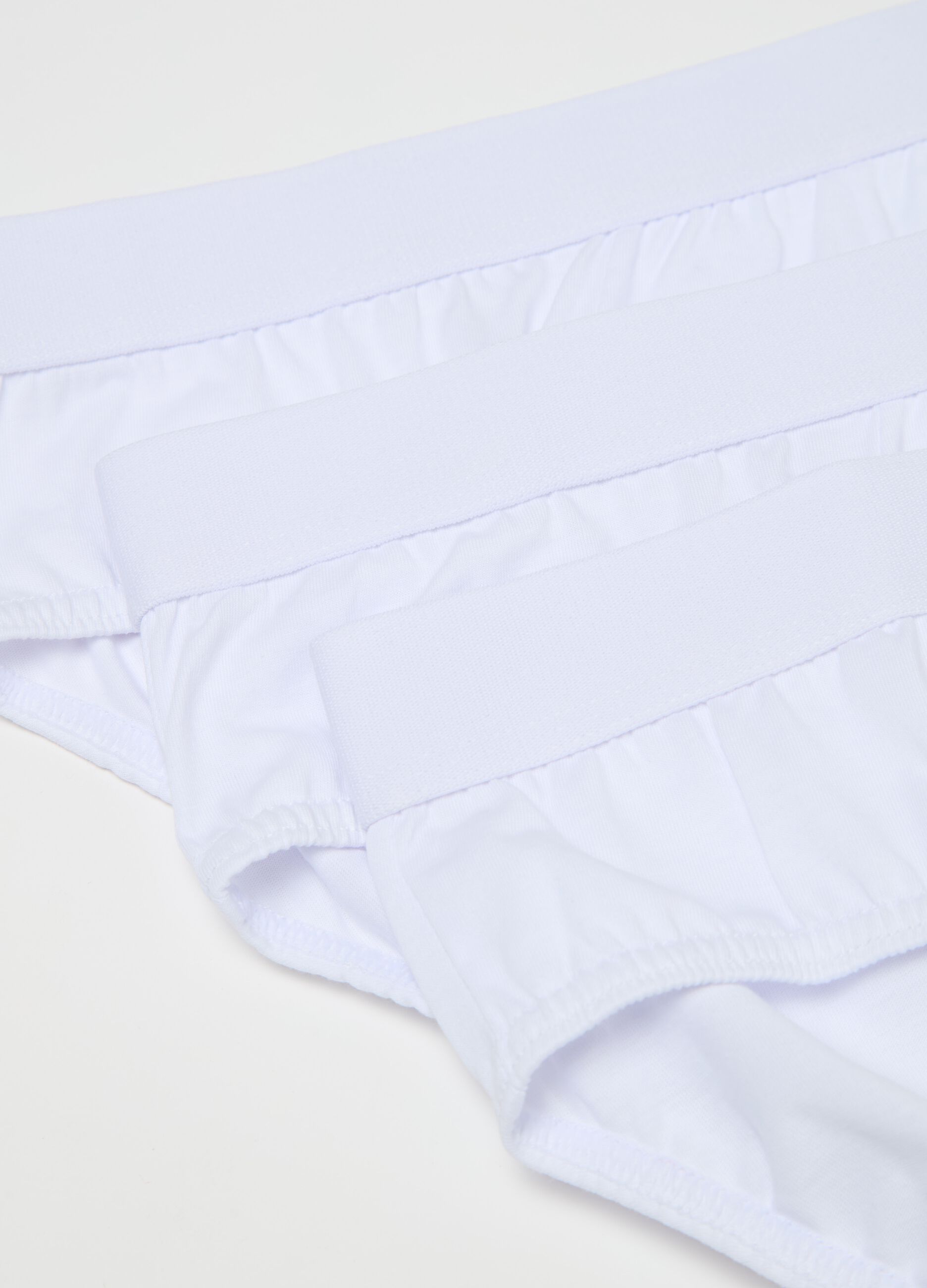 Three-pack briefs in organic cotton