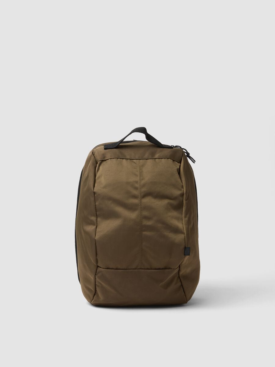 Brown backpack with adjustable straps_0