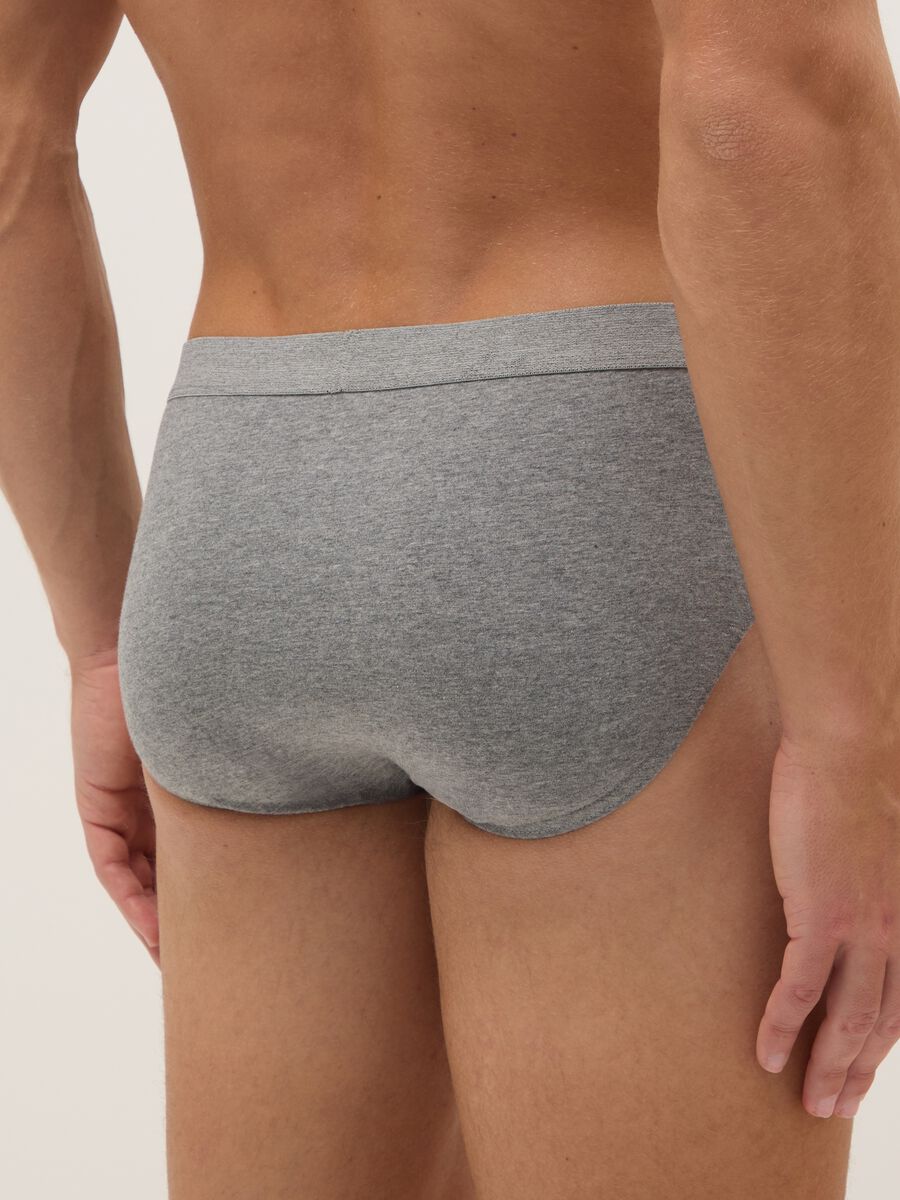 Triple pack of grey stretch cotton briefs regular fit_2
