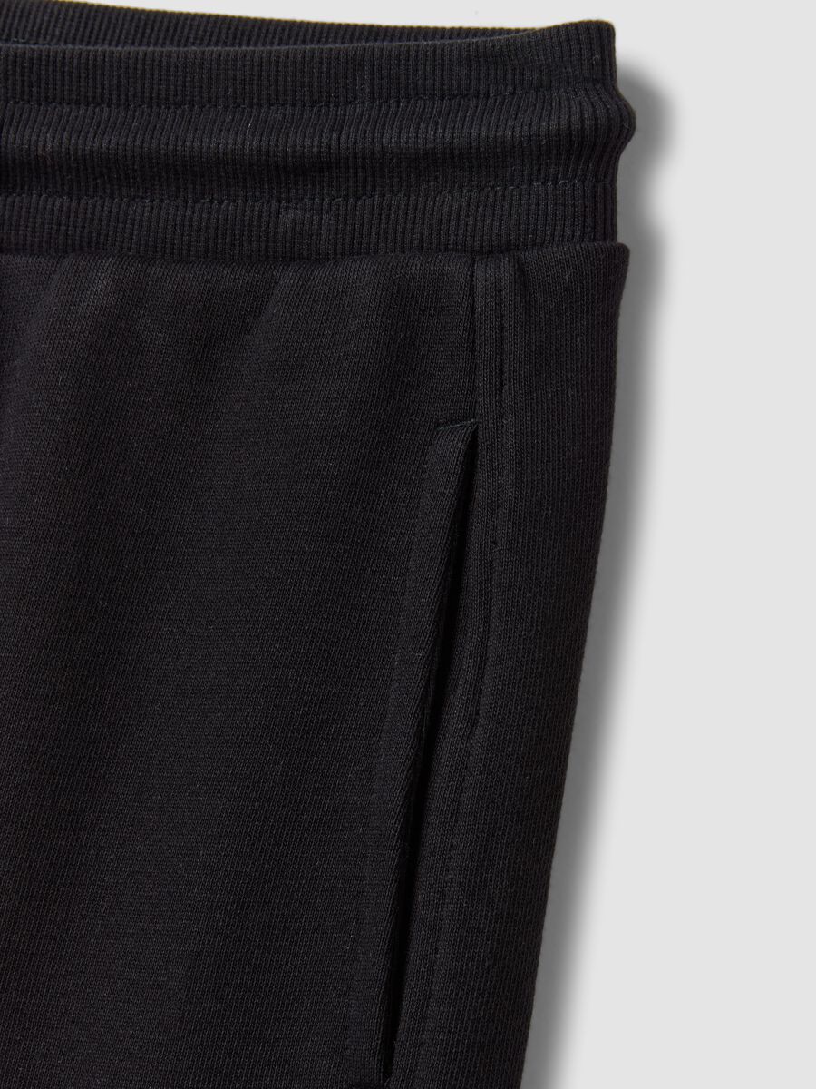 Pantaloni jogger neri in puro cotone organico comfort fit per bambino_2