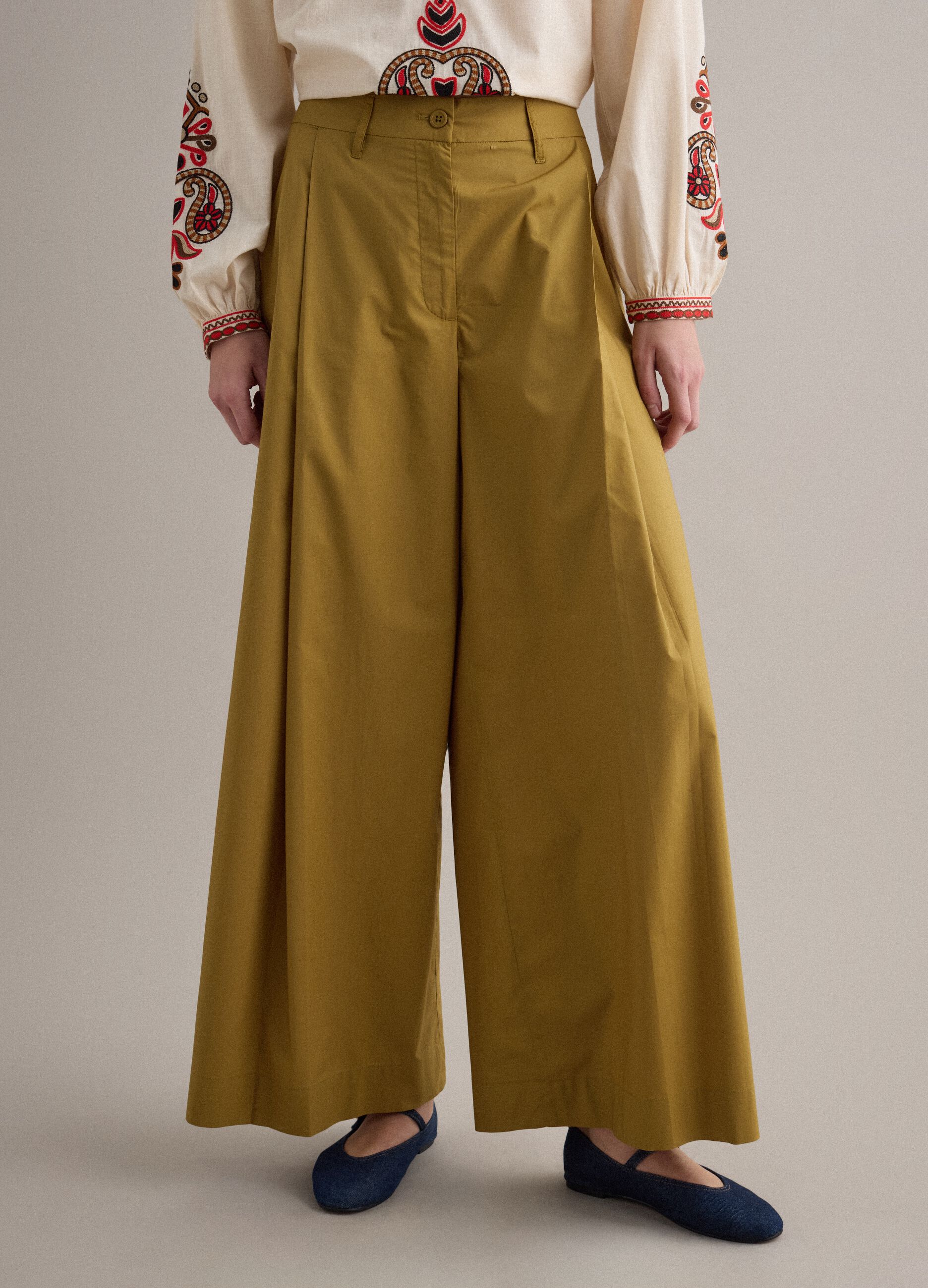 Green wide-leg trousers in pure cotton