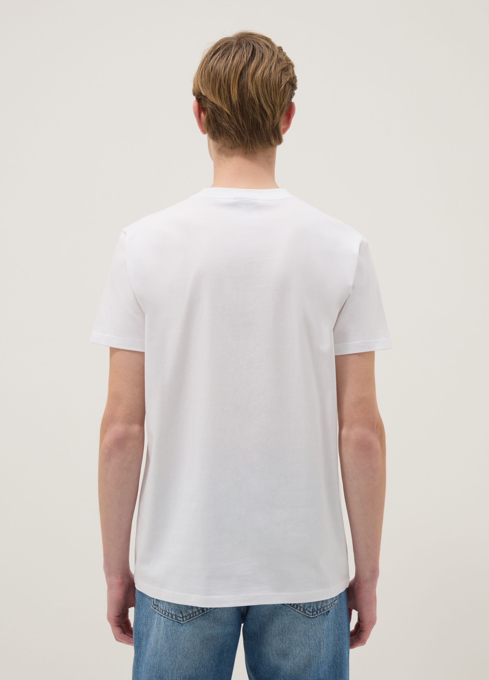 White pure cotton regular fit T-shirt with Hard Rock Cafe logo