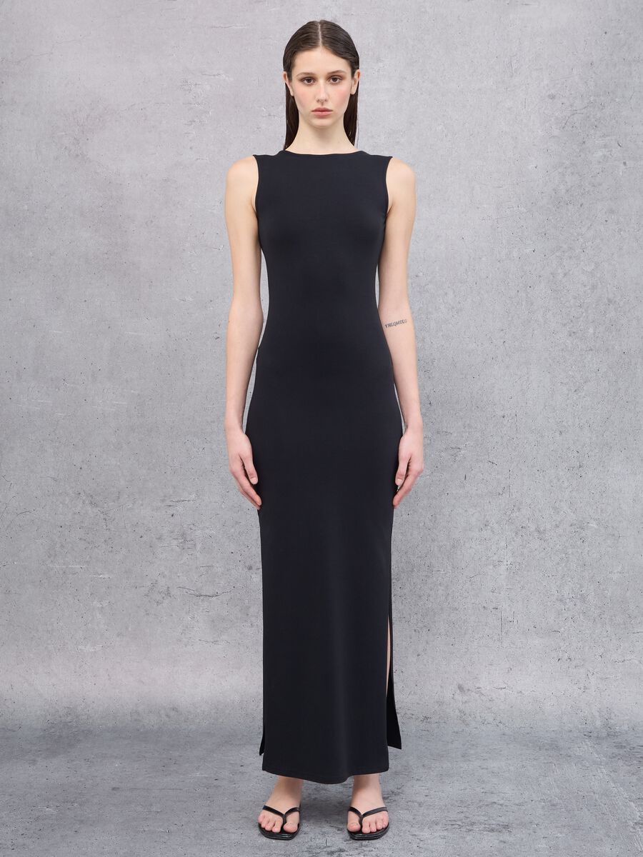 Backless Long Black Dress_3
