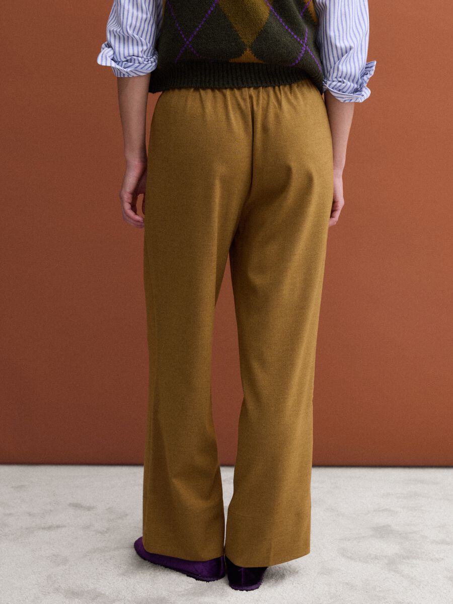 Beige stretch-viscose straight-fit trousers_3