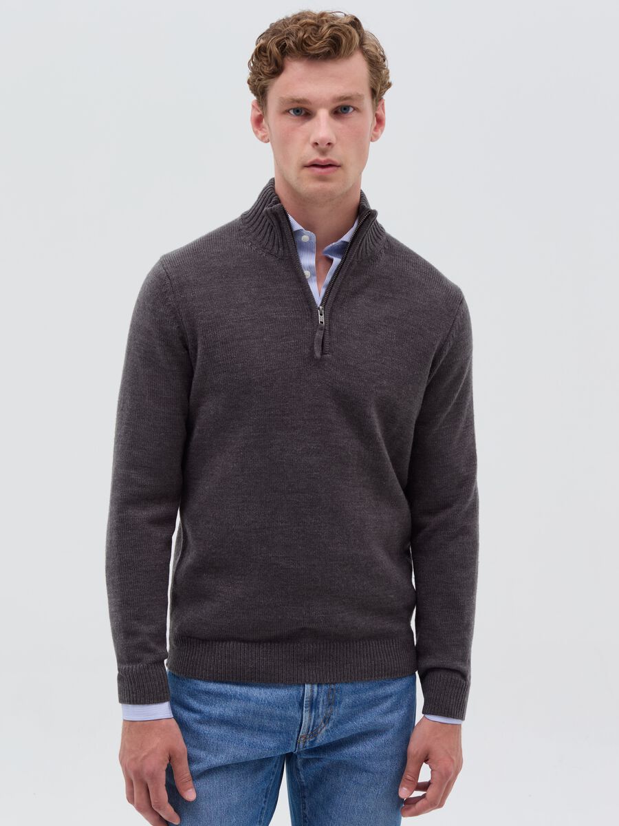 Pullover with half-zip neckline_0