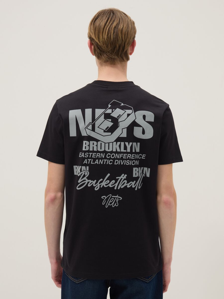 Black pure cotton regular fit T-shirt with Brooklyn Nets print_2