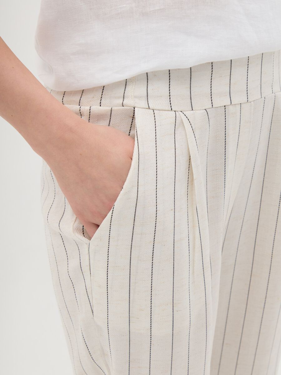 Women's beige regular fit lyocell blend trousers_2