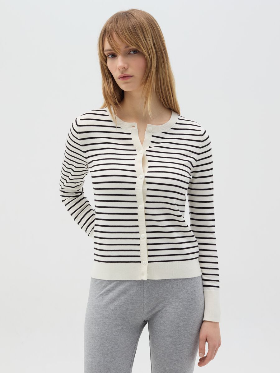 Cardigan with striped pattern_0