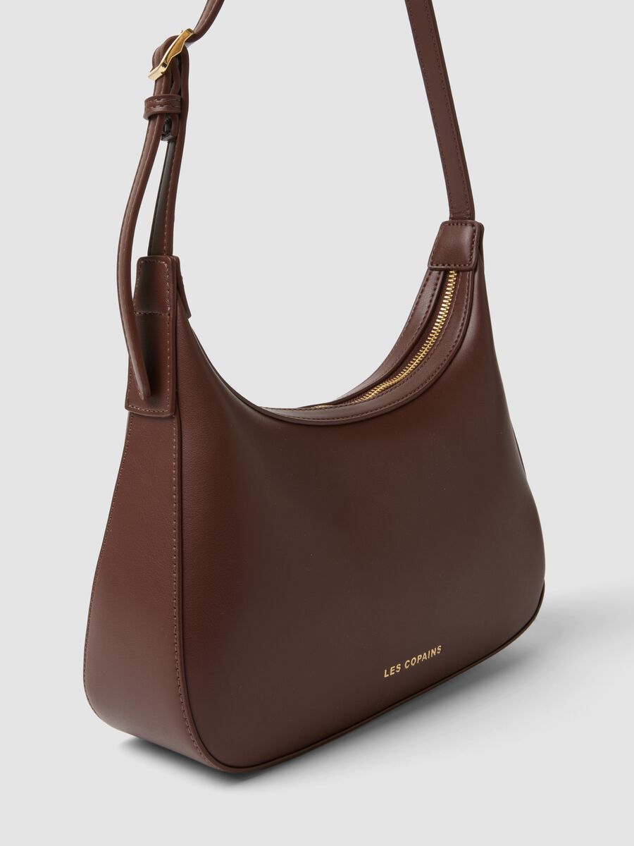 Brown shoulder bag with a minimalist design_2