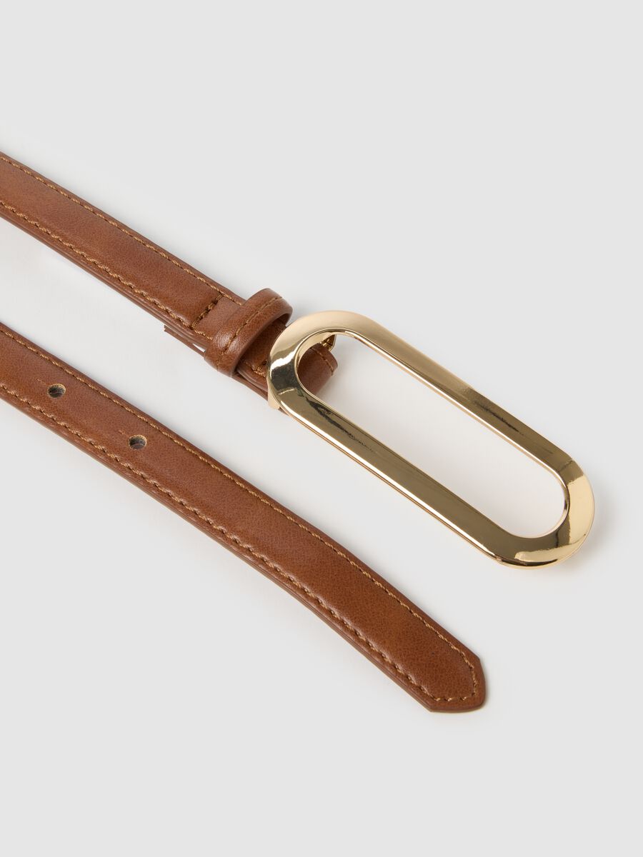 Cintura marrone da donna con fibbia dorata_1
