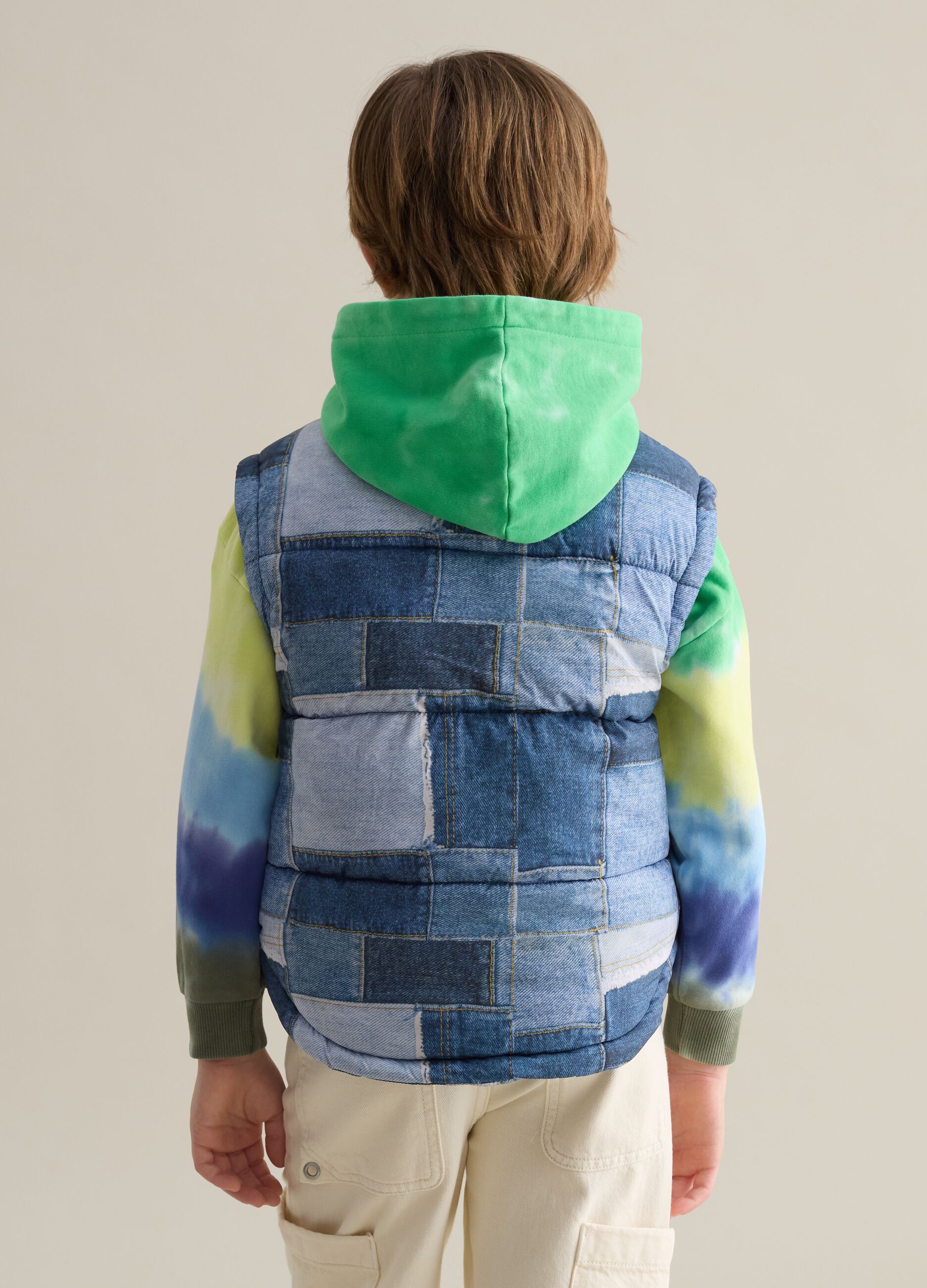 Padded gilet with denim-effect print