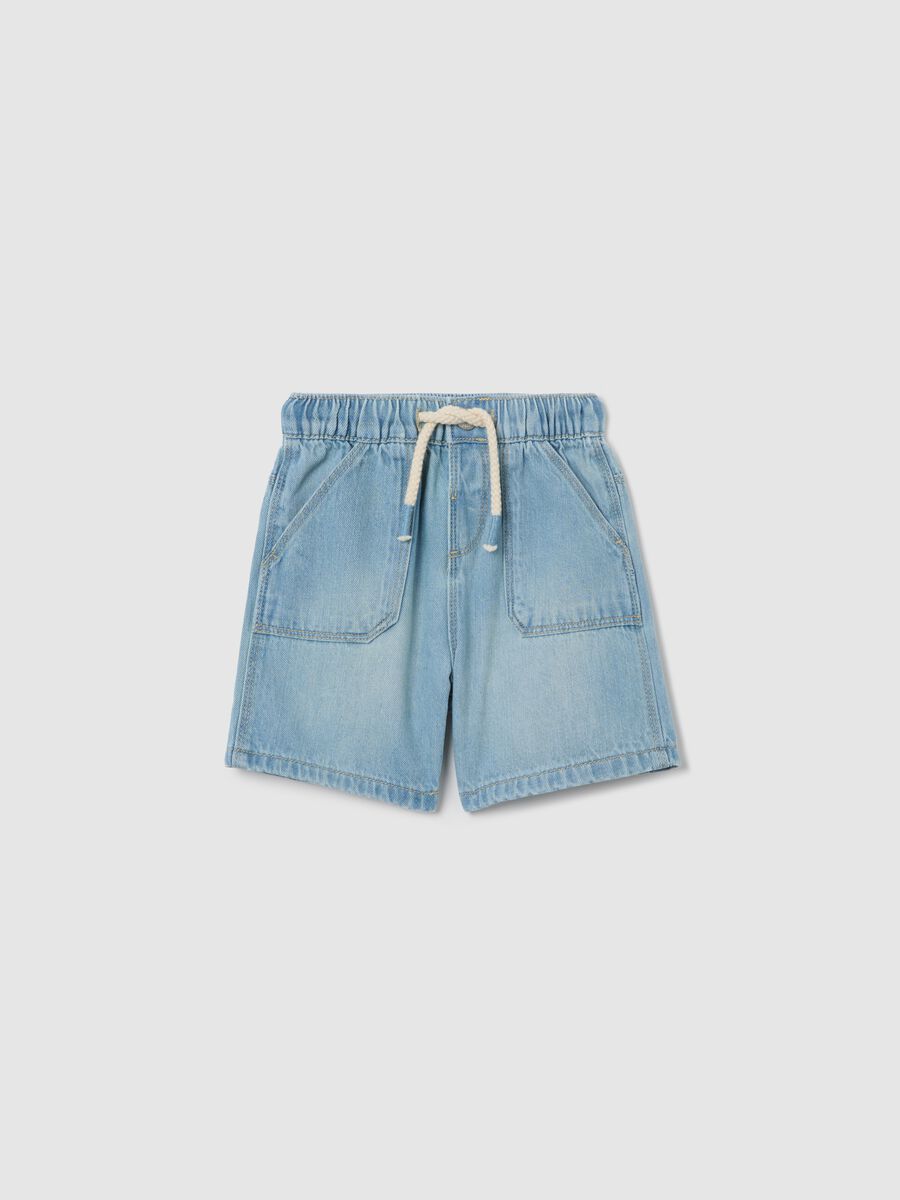 Denim Bermuda shorts with pockets and drawstring_0