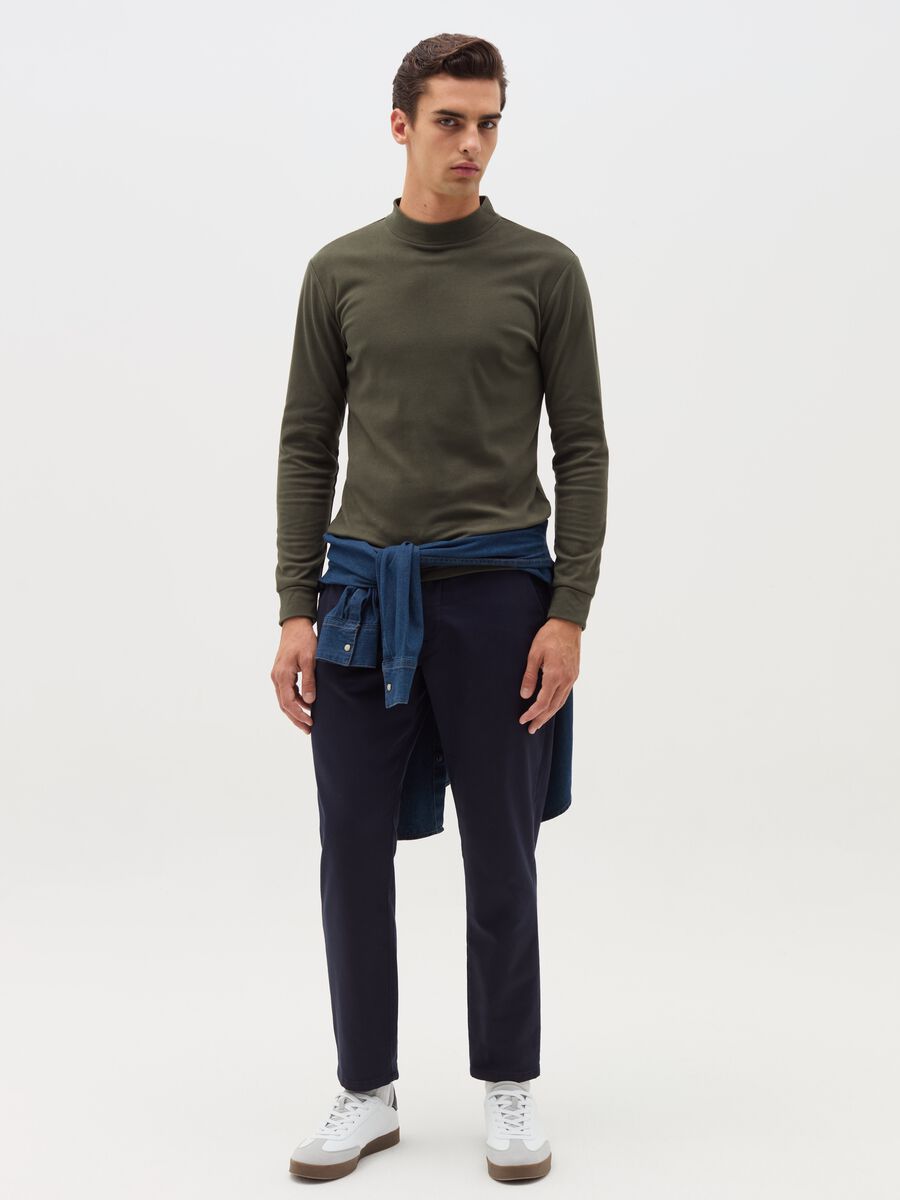 Fleece sweatshirt with mock neck_1