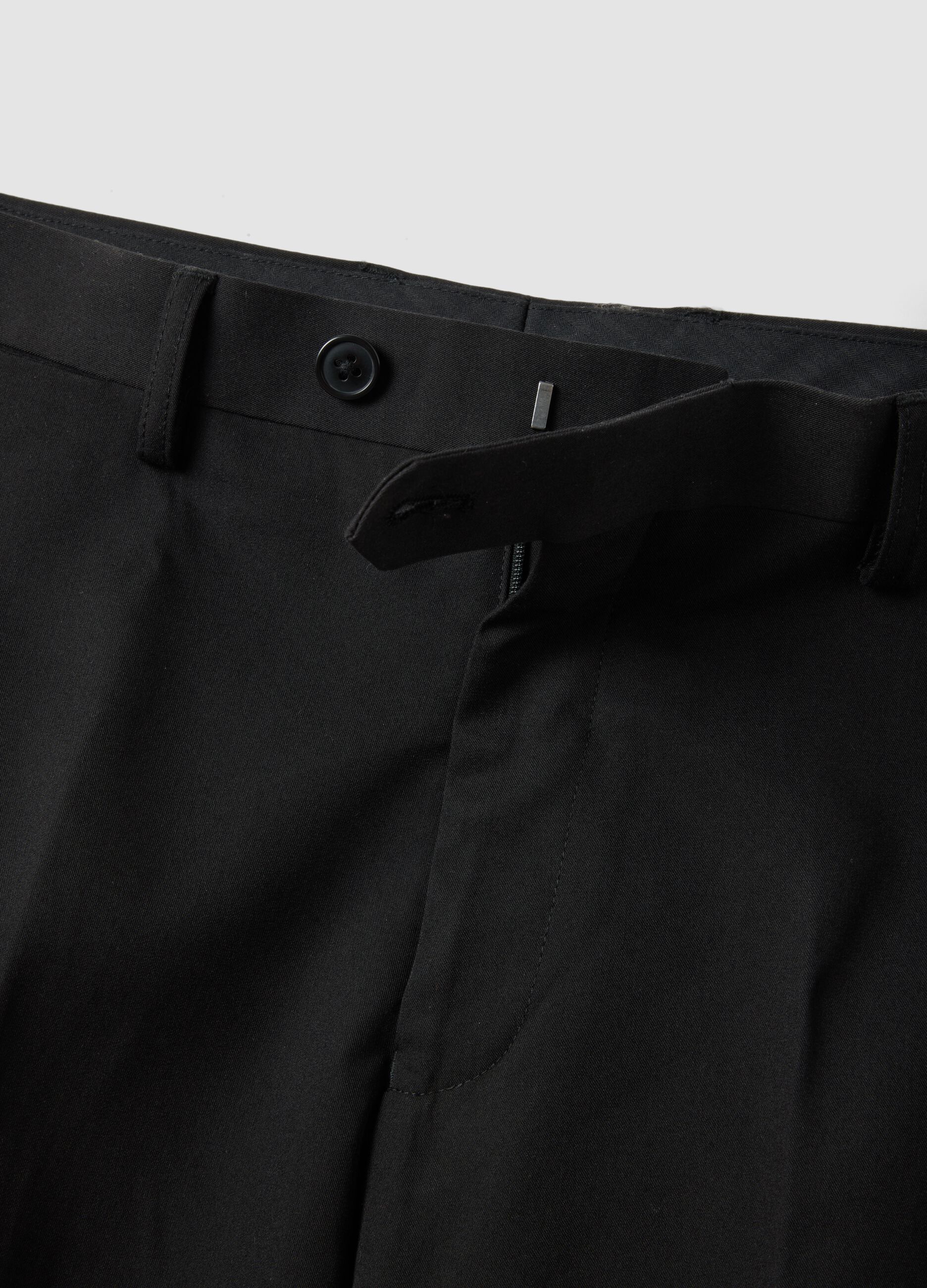 Black regular-fit formal trousers in stretch viscose