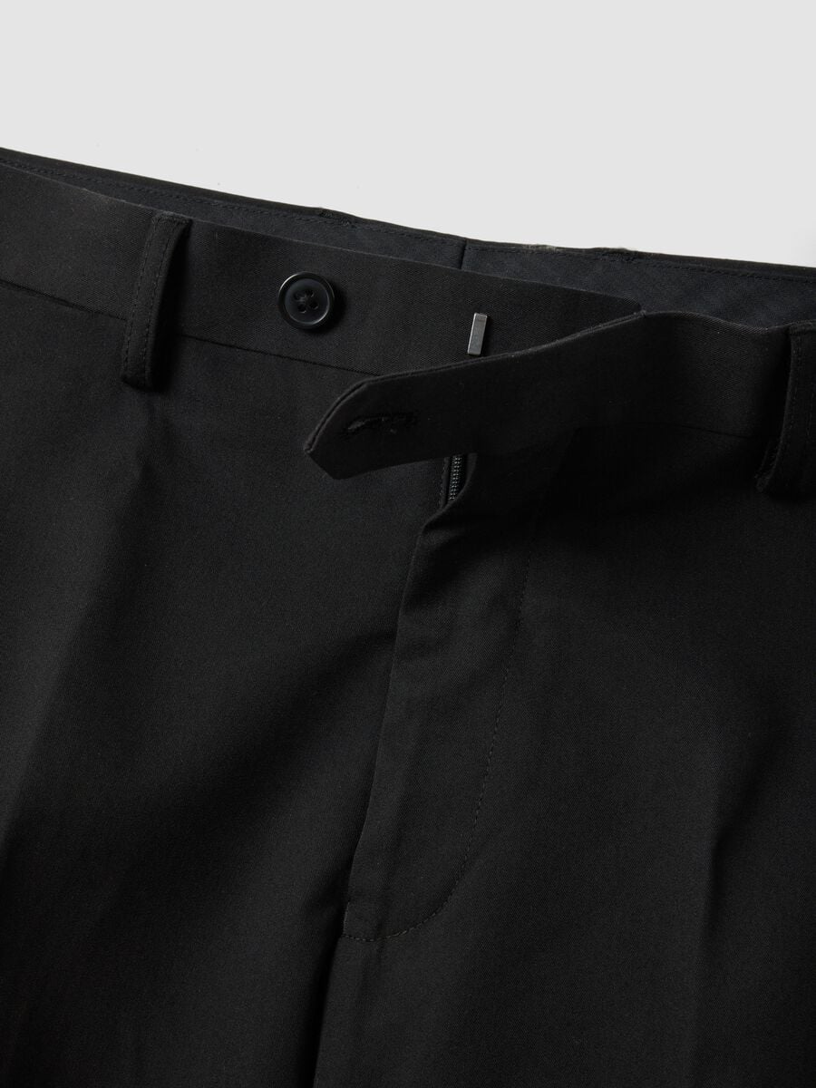 Pantaloni formali neri in viscosa elasticizzata regular fit_2