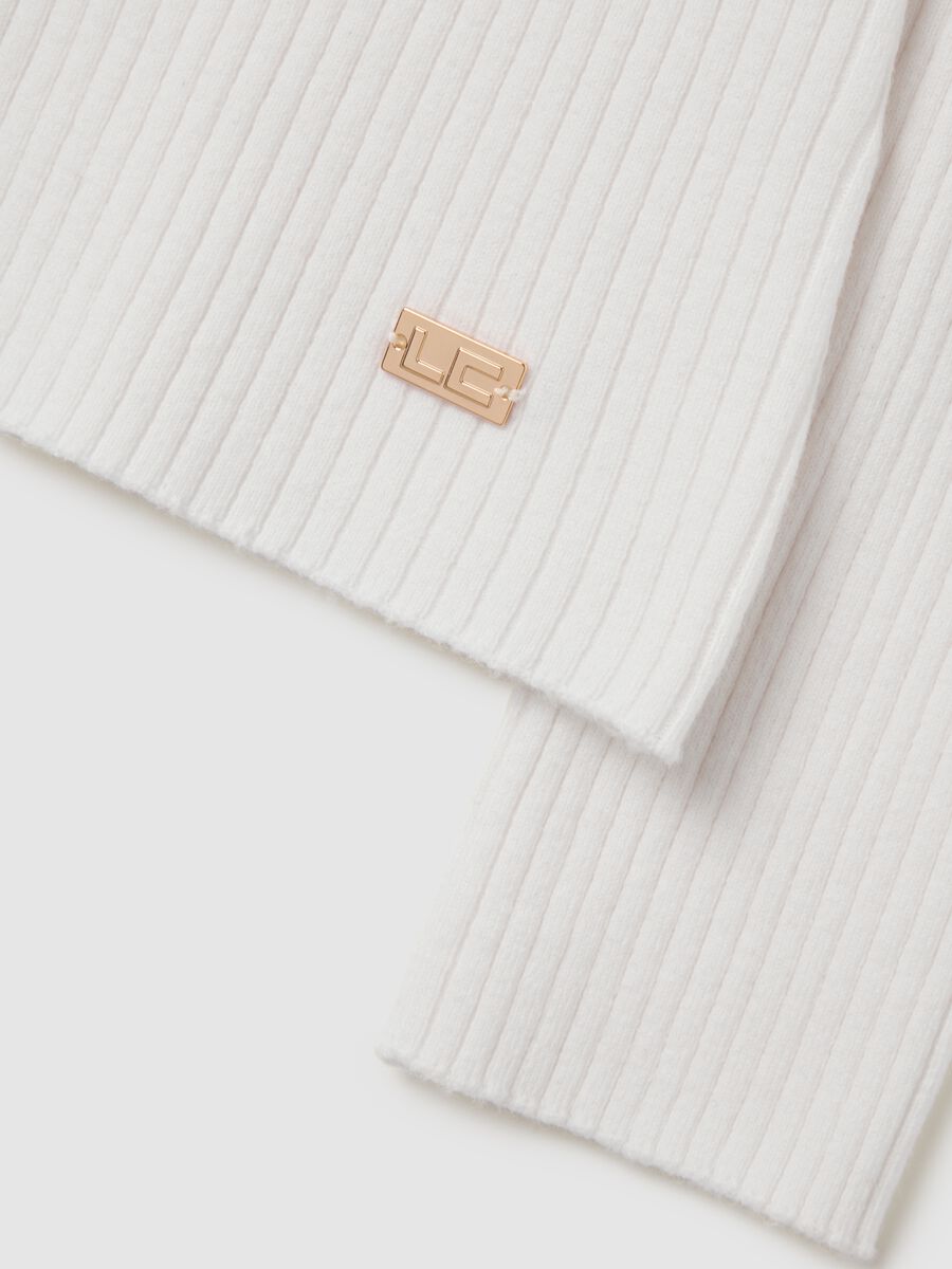 White Fitted Sweater_5