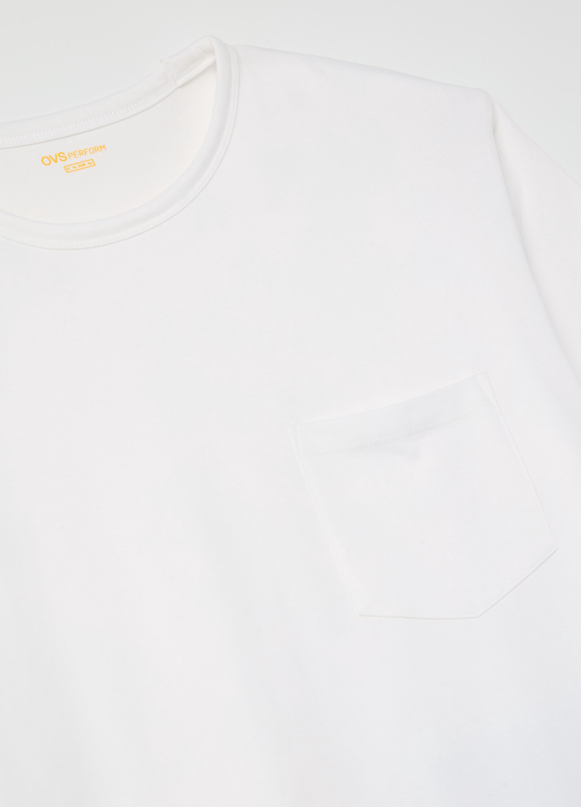 Short pyjamas with T-shirt with pocket