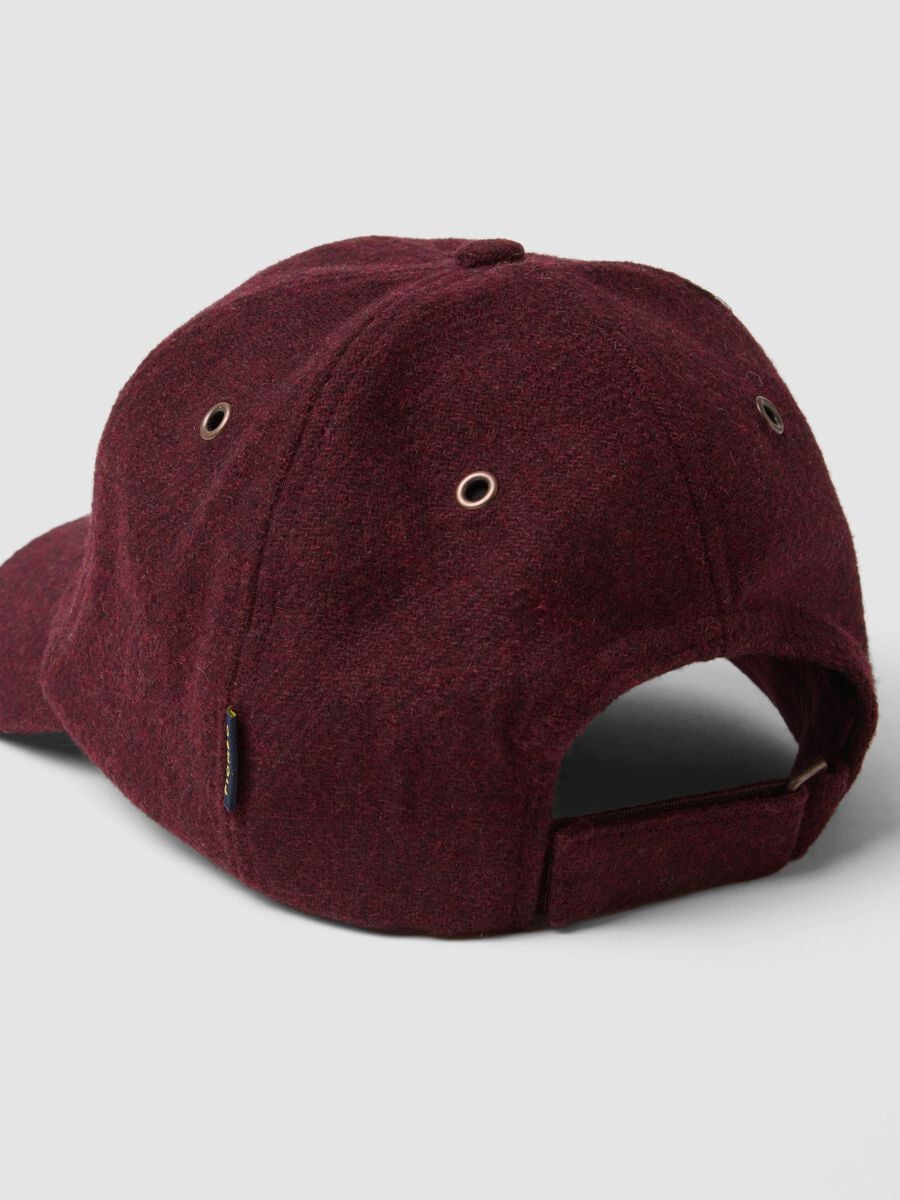 Cappello rosso in misto lana e viscosa_1