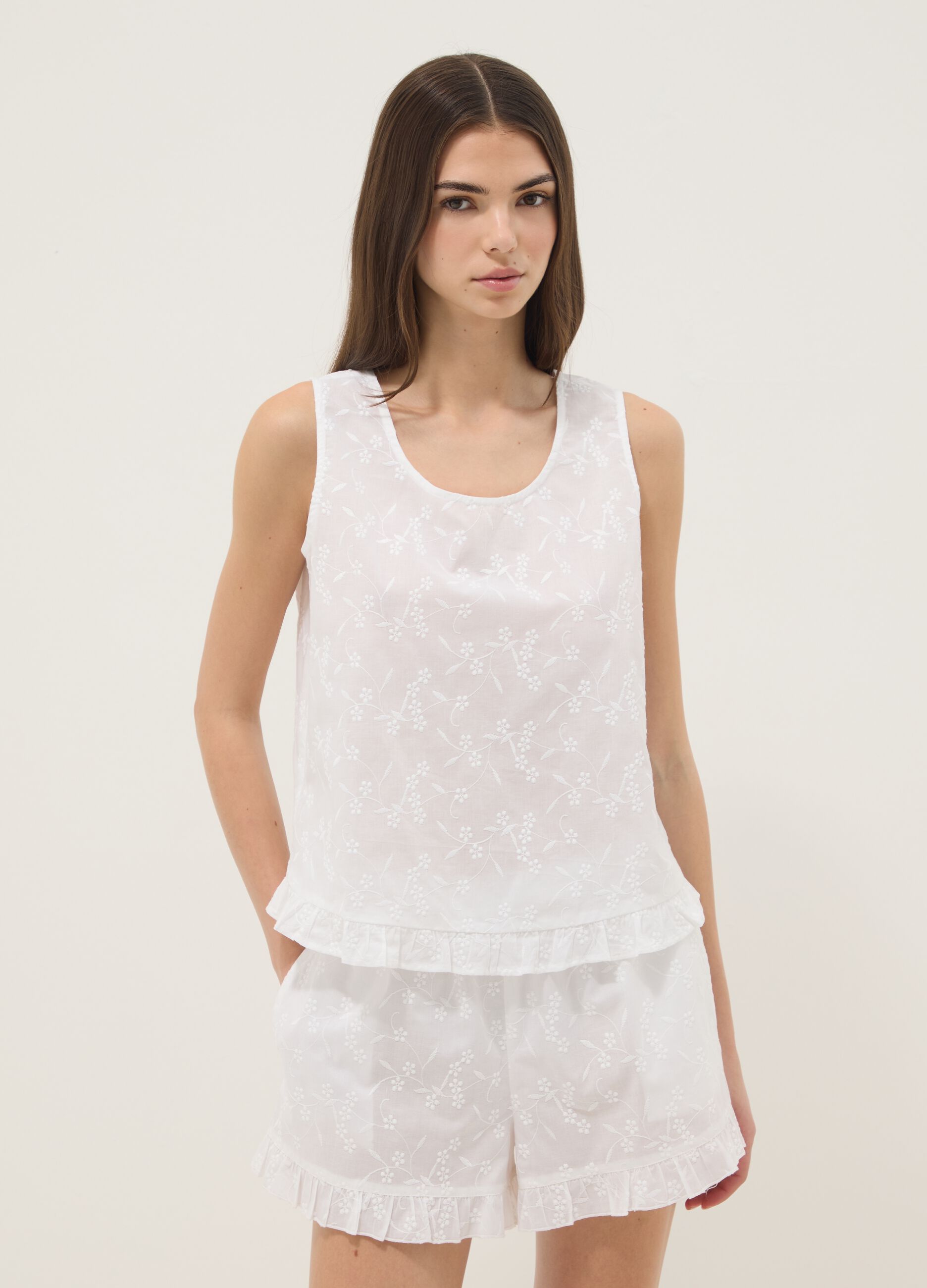 White organic cotton pyjamas with sleeveless top and shorts