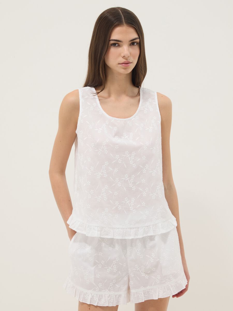 White organic cotton pyjamas with sleeveless top and shorts_1