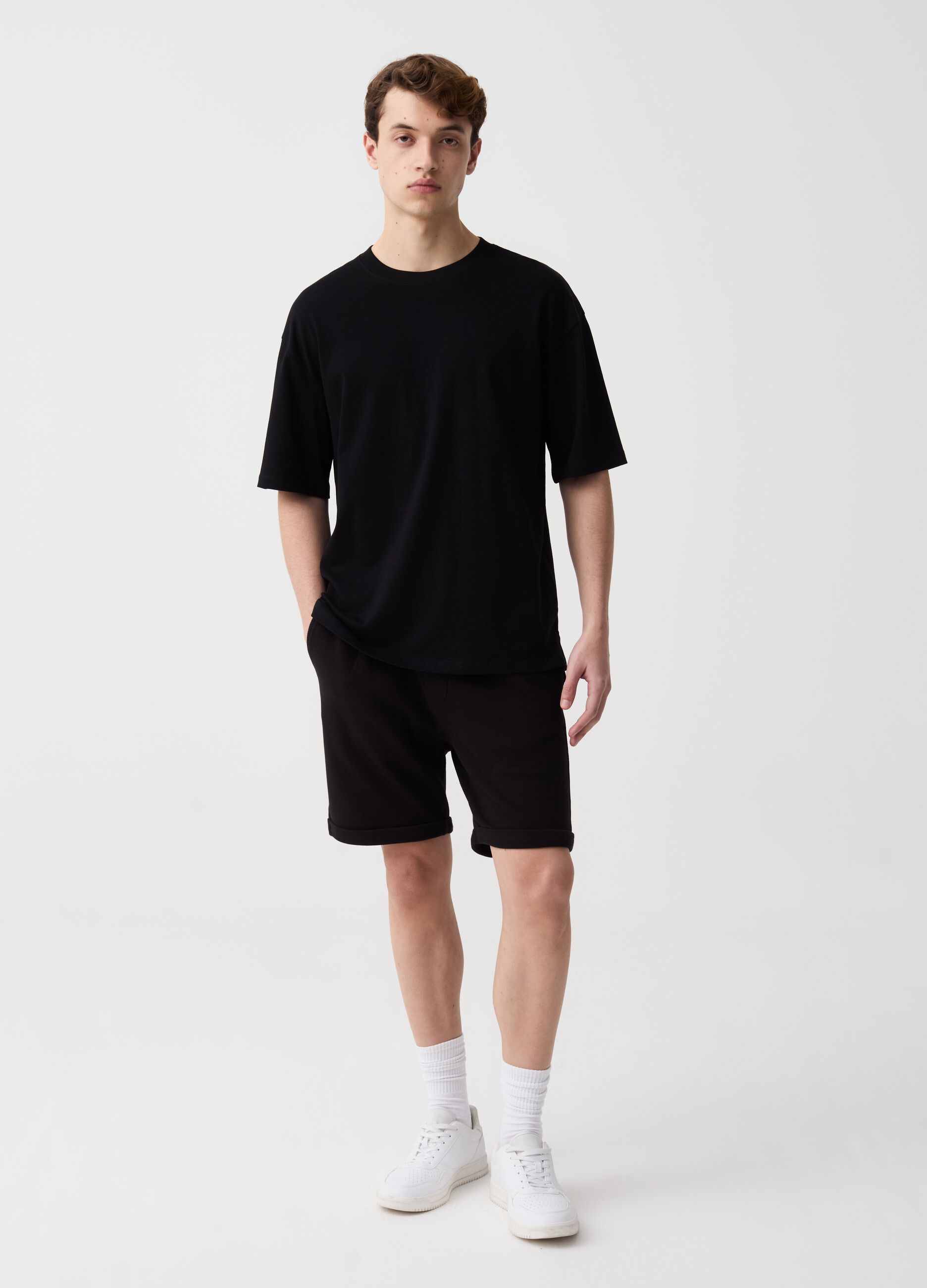 Ovs Bermuda jogger con pinces e risvolti