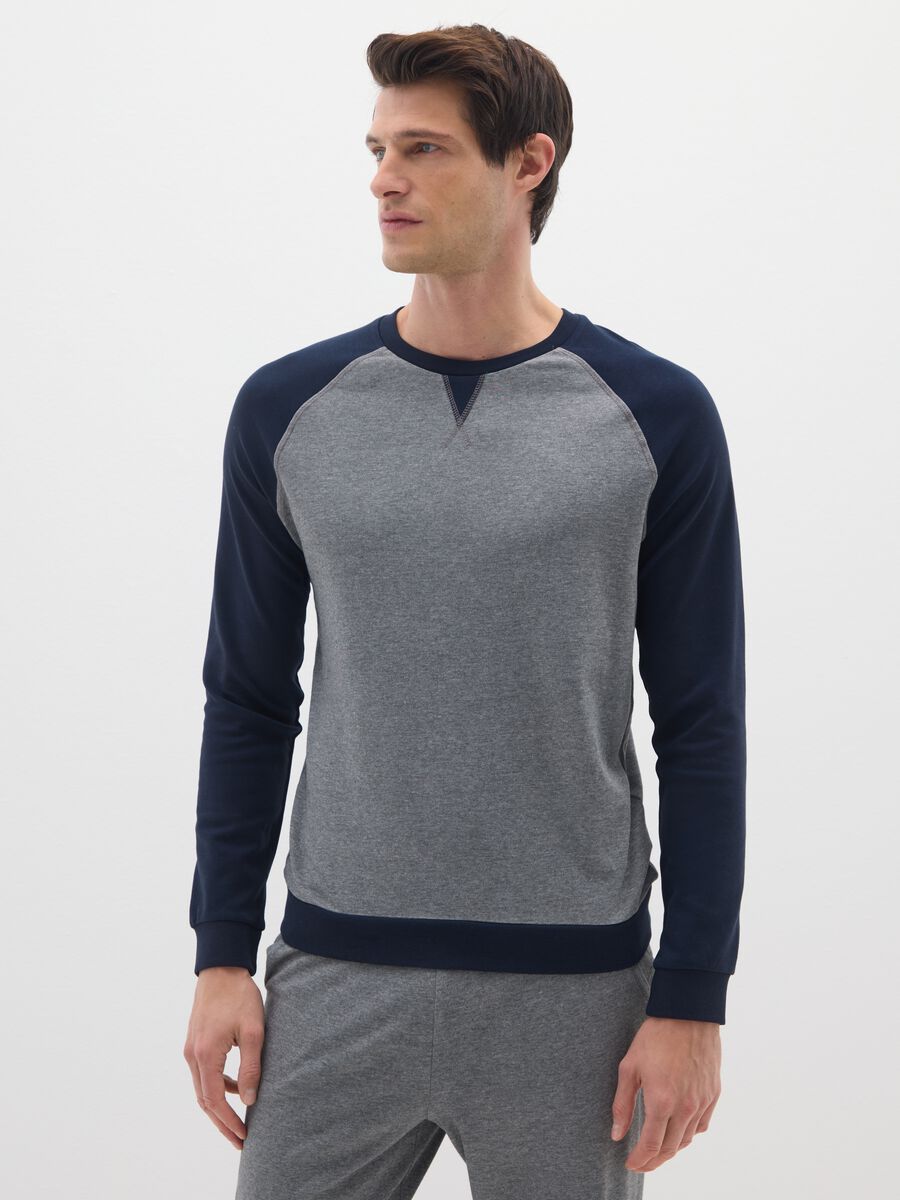 Grey cotton pyjamas with long sleeves_1