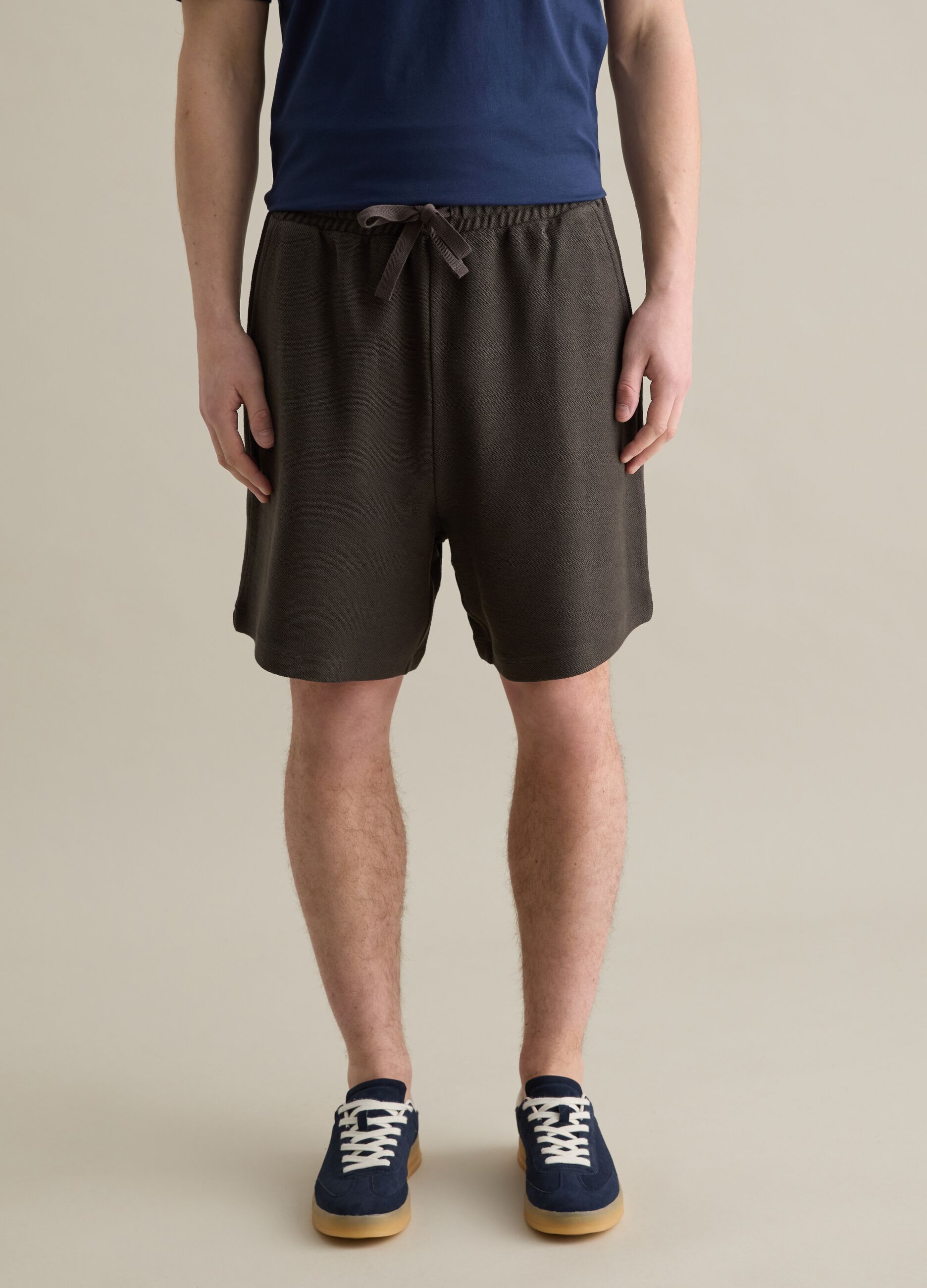 Brown Bermuda shorts in pure Piombo cotton