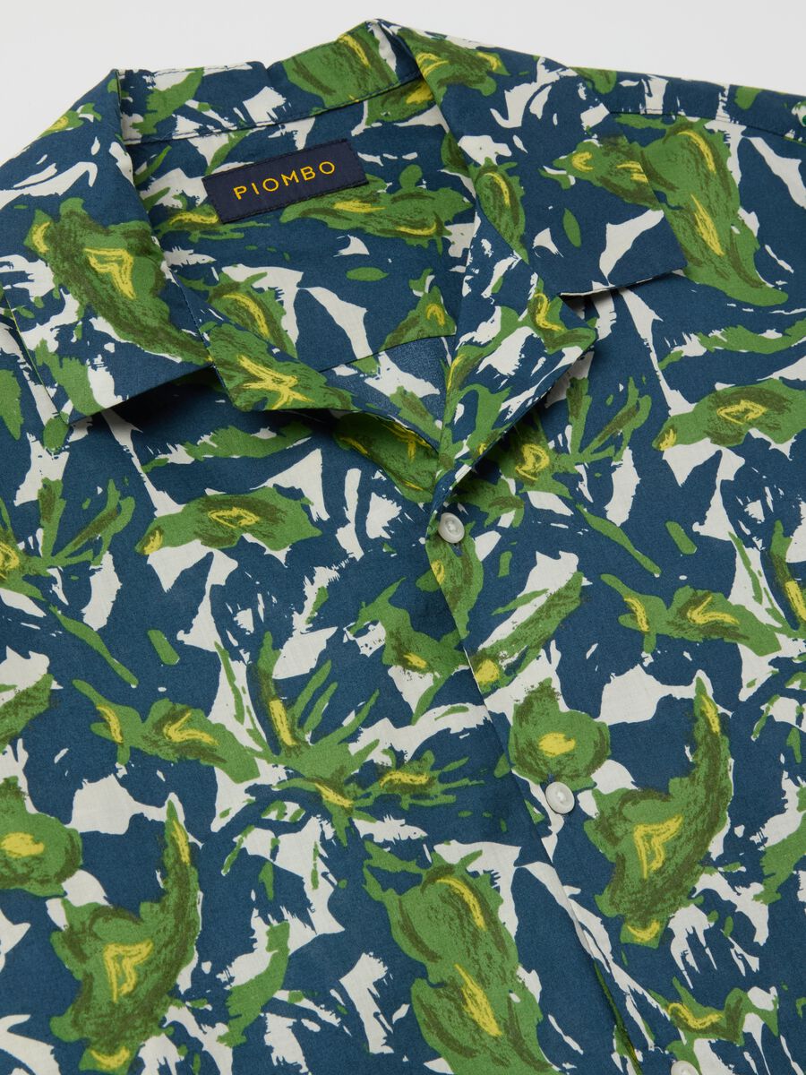 Short-sleeved shirt with botanical print_5