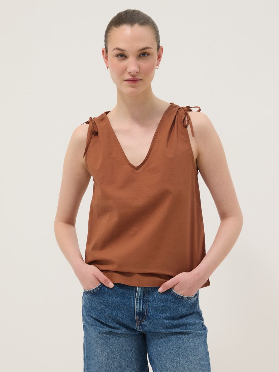 Blusa marrone in puro cotone con stampa floreale_1