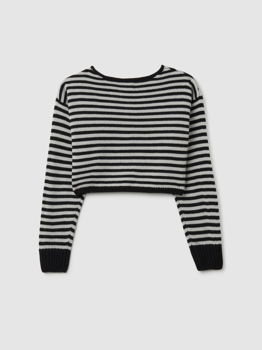 Maglione nero e bianco a righe_4