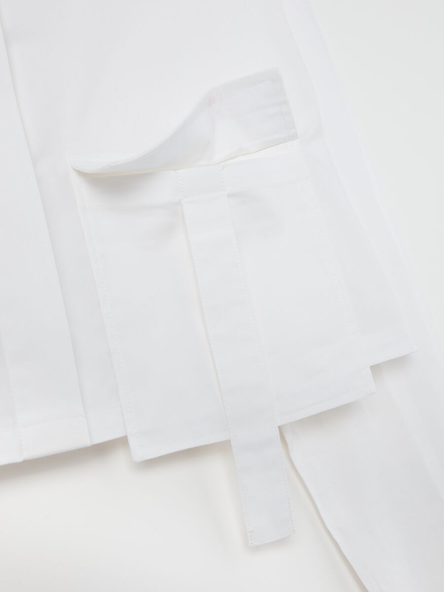 Camicia crop con tasca_5