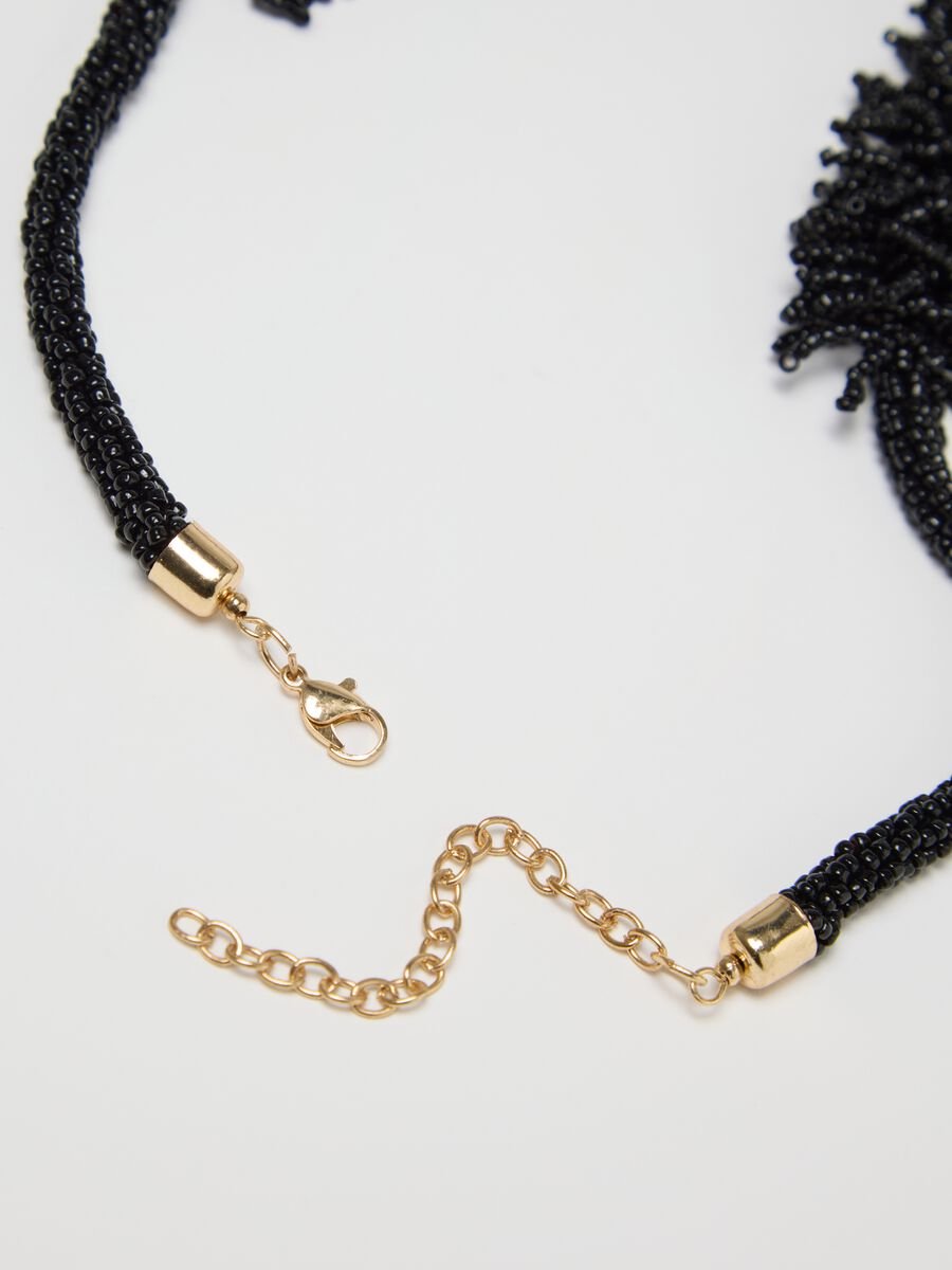 Black necklace with beads_1