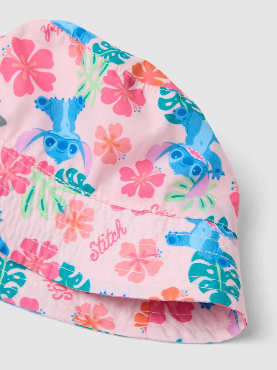Cappello in puro cotone multicolor da bimba con Stitch_2