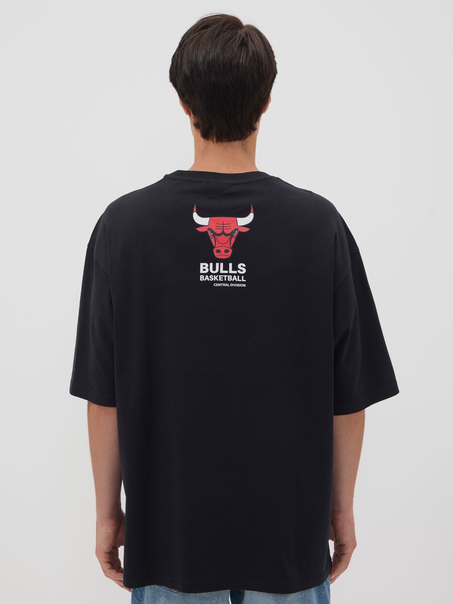 T-shirt nera in puro cotone con stampa Chicago Bulls_3