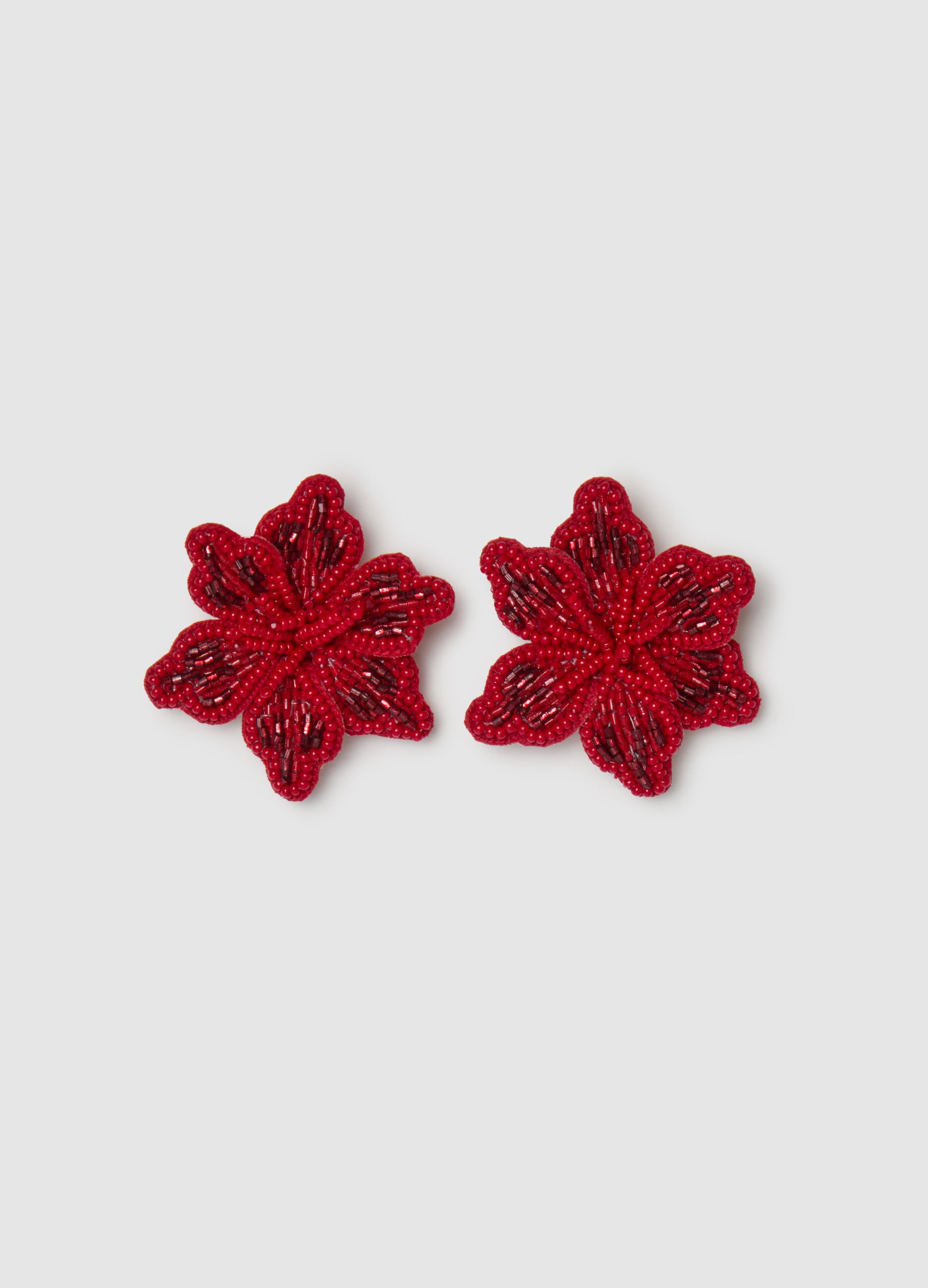 Orecchini fiore con perline