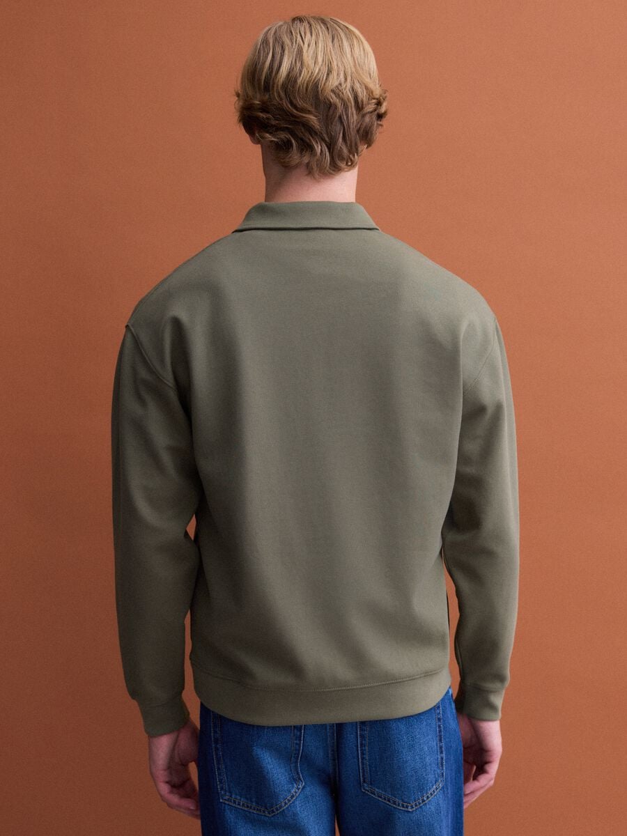 Green stretch polo-collar sweatshirt in a relaxed fit_3