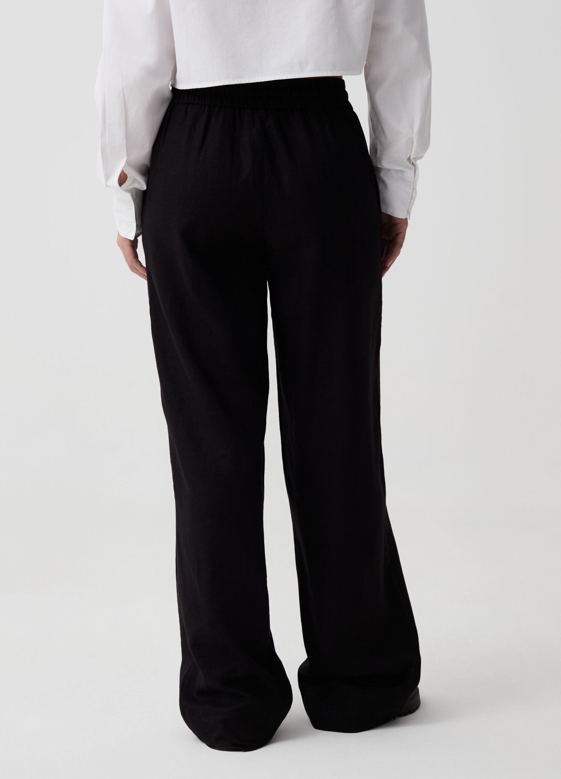Relaxed-fit joggers with drawstring