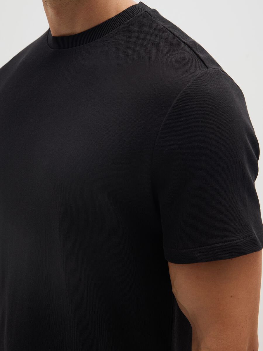 Black pure cotton regular fit T-shirt_3